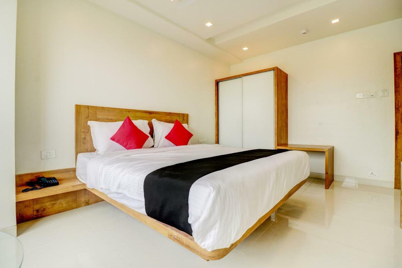 Hotel The Orange Flag Aurangabad  Exterior foto