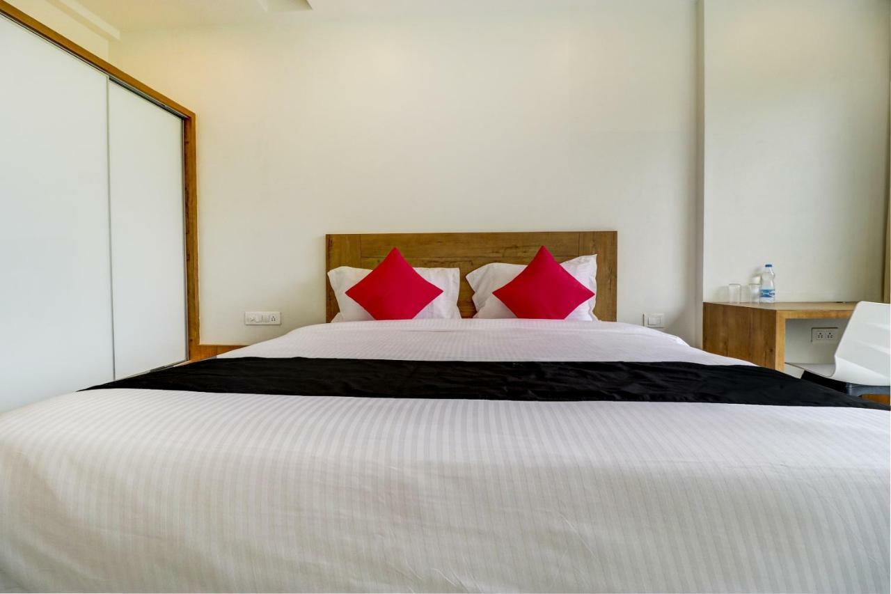 Hotel The Orange Flag Aurangabad  Exterior foto